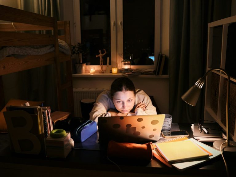 Mental Preparation women for first BDSM Session at BDSM Training